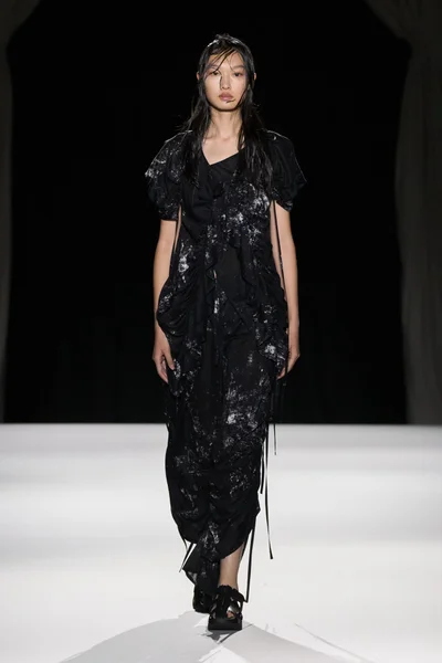 Look 34
